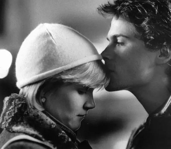 Огни святого Эльма 1985 скачать торрентом Огни святого Эльма 1985 скачать торрентом