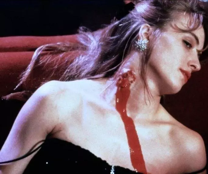 Поцелуй вампира 1988 скачать через торрент бесплатно Поцелуй вампира 1988 скачать через торрент бесплатно