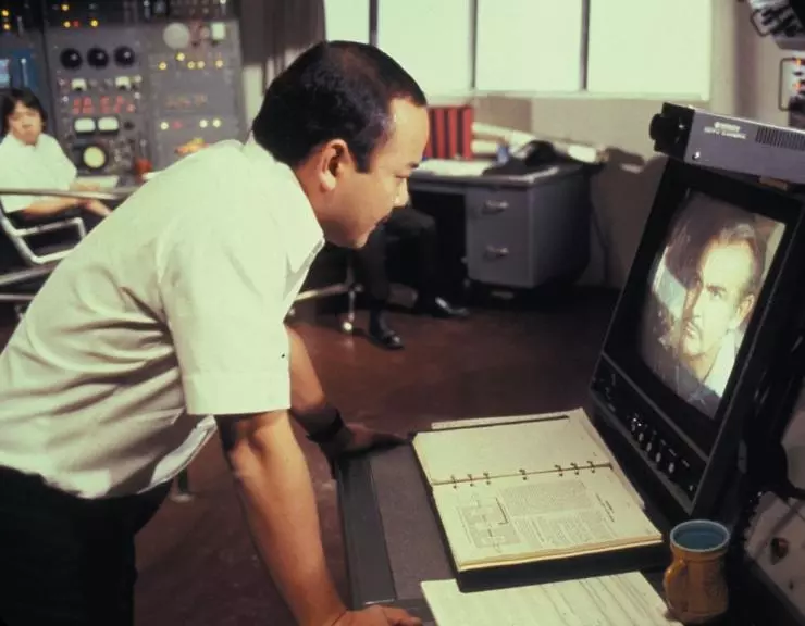 Метеор 1979 скачать с торрента Метеор 1979 скачать с торрента