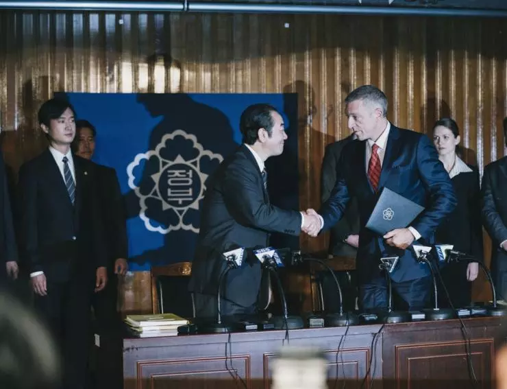 Дефолт 2018 скачать через торрент бесплатно Дефолт 2018 скачать через торрент бесплатно