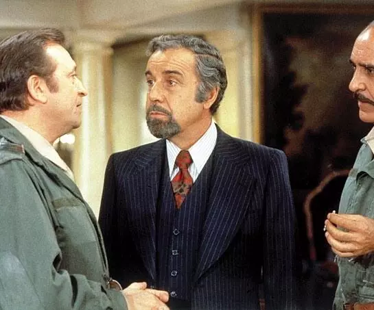 Скромное обаяние буржуазии 1972 скачать торрентом Скромное обаяние буржуазии 1972 скачать торрентом