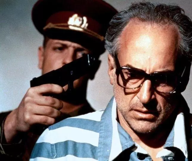 Гражданин Икс 1995 скачать с торрента Гражданин Икс 1995 скачать с торрента