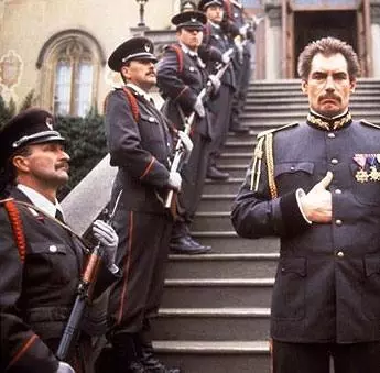 Парикмахерша и чудовище 1997 скачать торрентом Парикмахерша и чудовище 1997 скачать торрентом