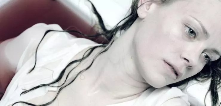 Незнакомец внутри 2013 скачать торрентом Незнакомец внутри 2013 скачать торрентом