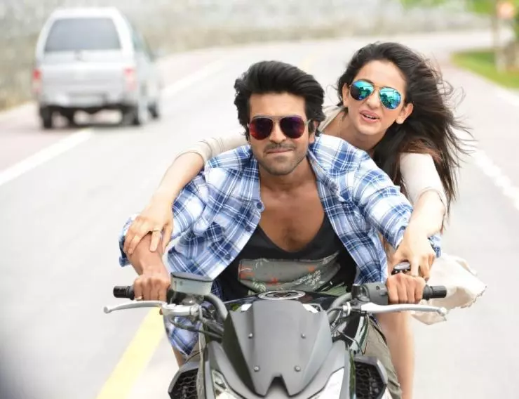 Брюс Ли - Боец 2015 скачать с торрента Брюс Ли - Боец 2015 скачать с торрента