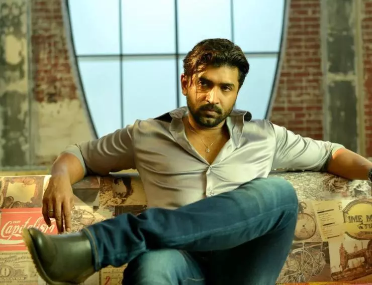 Брюс Ли - Боец 2015 скачать торрентом Брюс Ли - Боец 2015 скачать торрентом