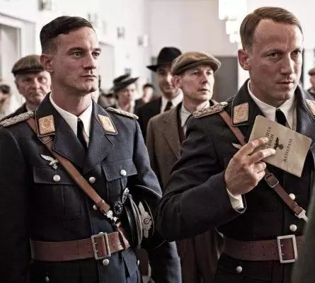 «Гинденбург»: Последний полёт 2011 скачать с торрента «Гинденбург»: Последний полёт 2011 скачать с торрента