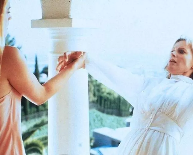 Ядовитый плющ 1992 скачать через торрент бесплатно Ядовитый плющ 1992 скачать через торрент бесплатно