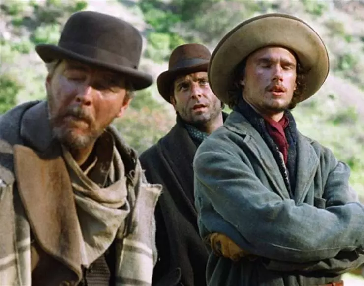 Дрожь земли 4: Легенда начинается 2004 скачать с торрента Дрожь земли 4: Легенда начинается 2004 скачать с торрента