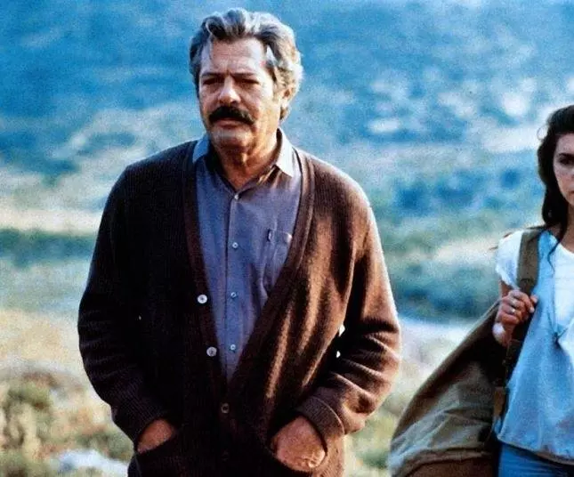 Пчеловод 1986 скачать через торрент бесплатно Пчеловод 1986 скачать через торрент бесплатно