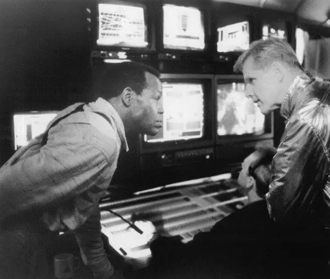 Хищник 2 1990 скачать с торрента Хищник 2 1990 скачать с торрента