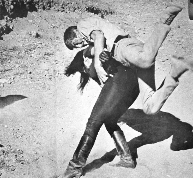 Быстрее, кошечка! Убей, убей! 1965 скачать с торрента Быстрее, кошечка! Убей, убей! 1965 скачать с торрента