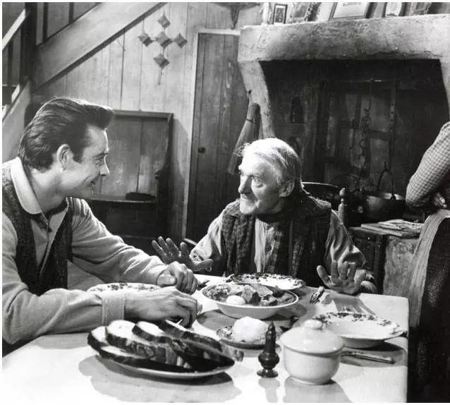 Дарби О'Гилл и маленький народ 1959 скачать торрентом Дарби О'Гилл и маленький народ 1959 скачать торрентом