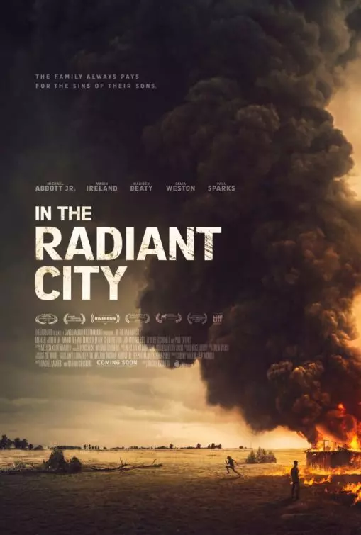 В сияющем городе / In the Radiant City 2016 скачать через торрент в хорошем качестве