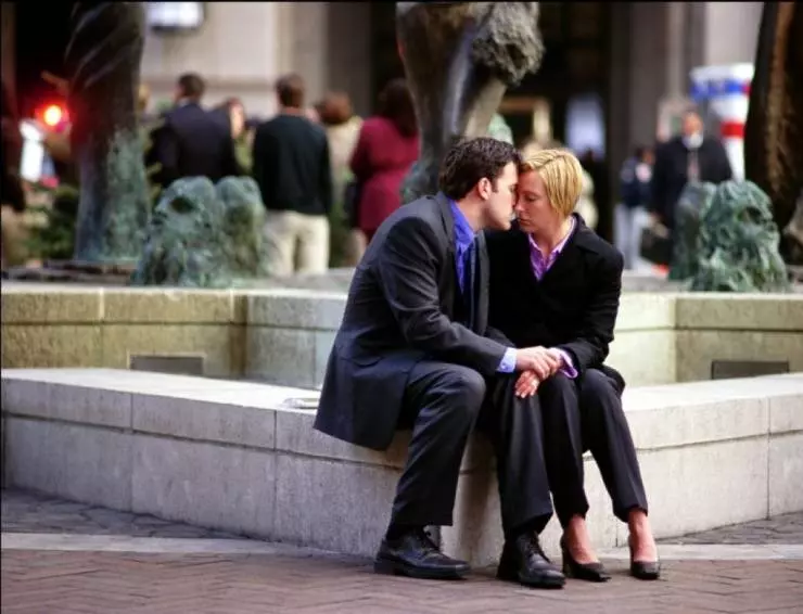 В чужом ряду 2002 скачать торрентом В чужом ряду 2002 скачать торрентом