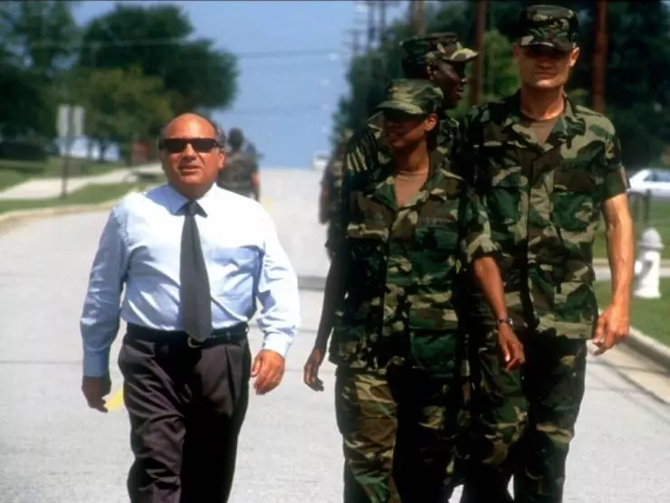 Человек эпохи Возрождения 1994 скачать с торрента Человек эпохи Возрождения 1994 скачать с торрента