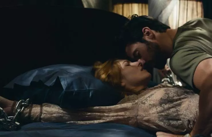 Поцелуй проклятой 2012 скачать через торрент бесплатно Поцелуй проклятой 2012 скачать через торрент бесплатно