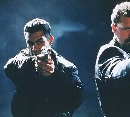 Убийцы на замену 1998 скачать торрентом Убийцы на замену 1998 скачать торрентом