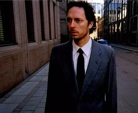 Неуместный человек 2006 скачать торрентом Неуместный человек 2006 скачать торрентом