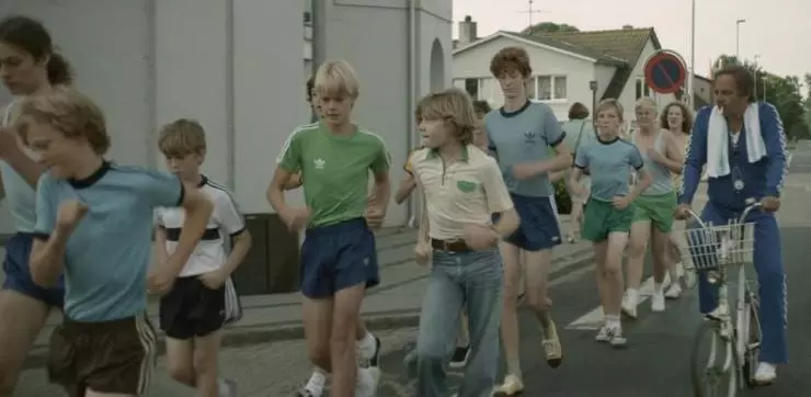 Быстрая прогулка 2014 скачать торрентом Быстрая прогулка 2014 скачать торрентом