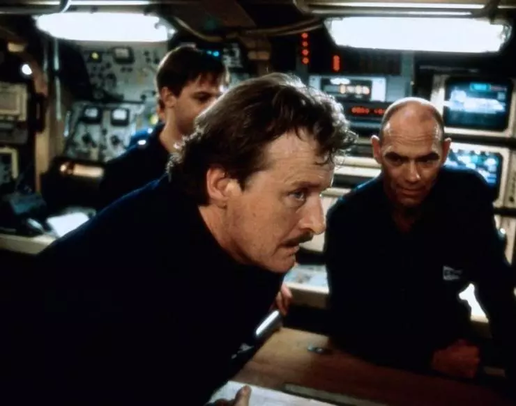 Враждебные воды 1997 скачать торрентом Враждебные воды 1997 скачать торрентом