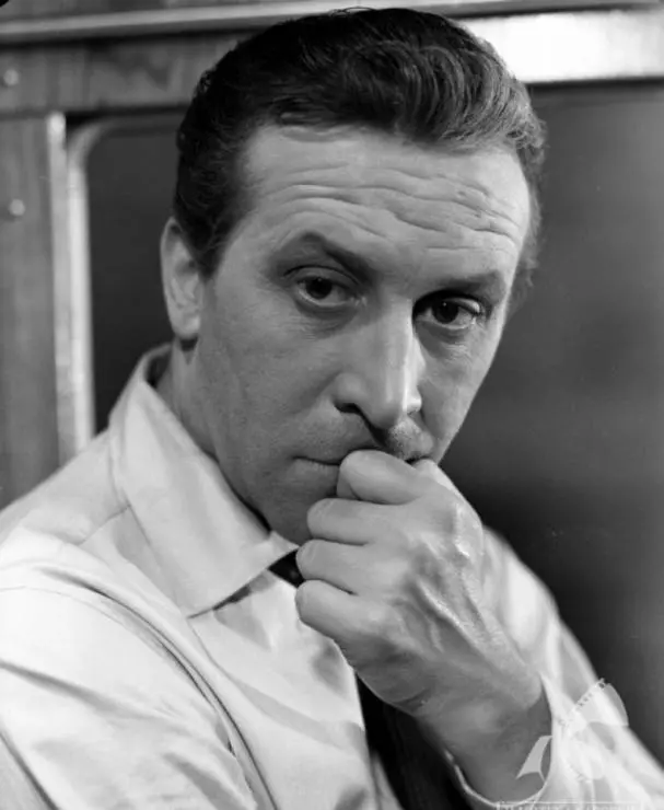 Загадочный пассажир 1959 скачать с торрента Загадочный пассажир 1959 скачать с торрента