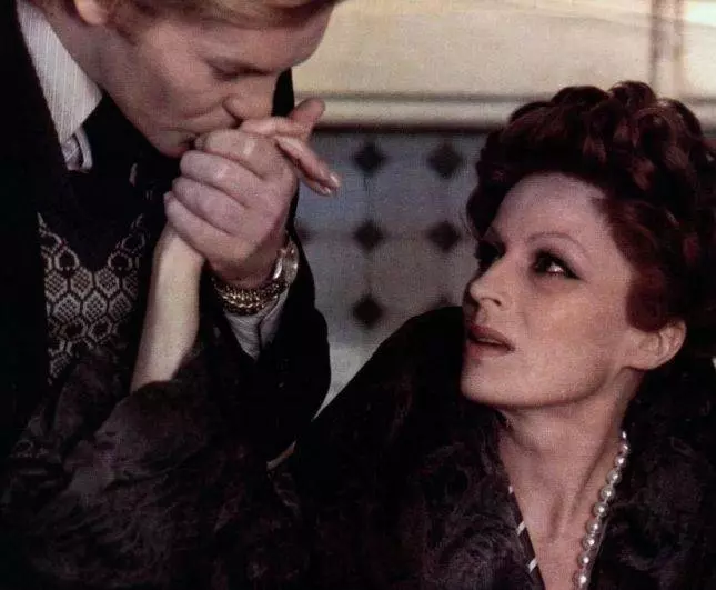 Семейный портрет в интерьере 1974 скачать с торрента Семейный портрет в интерьере 1974 скачать с торрента