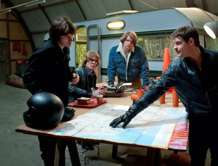 Похищение Хайнекена 2011 скачать через торрент бесплатно Похищение Хайнекена 2011 скачать через торрент бесплатно