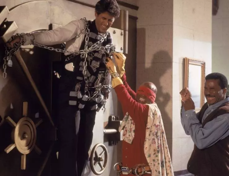 Тень Бэтмена 1994 скачать через торрент бесплатно Тень Бэтмена 1994 скачать через торрент бесплатно