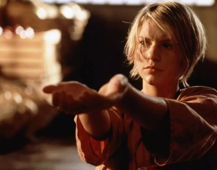 Разрушенный дворец 1999 скачать через торрент бесплатно Разрушенный дворец 1999 скачать через торрент бесплатно