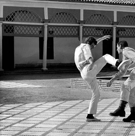 Сто тысяч долларов на солнце 1964 скачать через торрент бесплатно Сто тысяч долларов на солнце 1964 скачать через торрент бесплатно