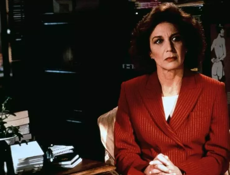 Цветок моей тайны 1995 скачать с торрента Цветок моей тайны 1995 скачать с торрента