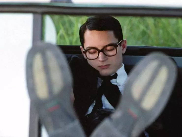 Свет вокруг 2005 скачать с торрента Свет вокруг 2005 скачать с торрента