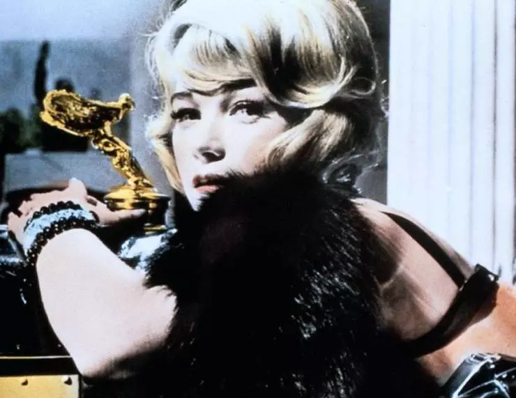 Желтый роллс-ройс 1964 скачать через торрент бесплатно Желтый роллс-ройс 1964 скачать через торрент бесплатно