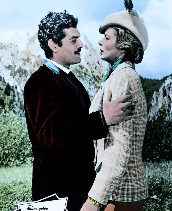 Желтый роллс-ройс 1964 скачать с торрента Желтый роллс-ройс 1964 скачать с торрента