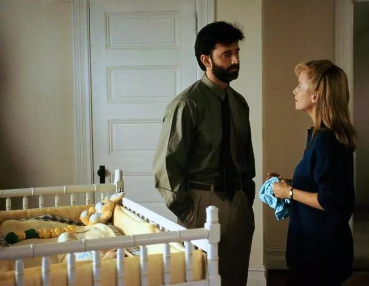 Рука, качающая колыбель 1992 скачать с торрента Рука, качающая колыбель 1992 скачать с торрента