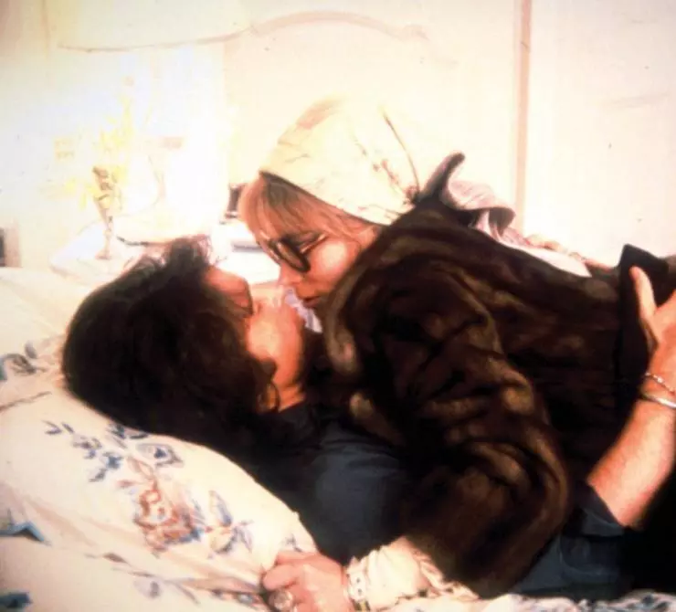 Шампунь 1975 скачать с торрента Шампунь 1975 скачать с торрента