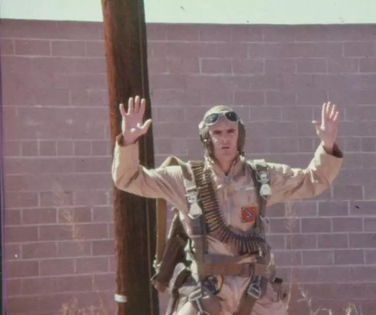 Нападение помидоров-убийц 1978 скачать через торрент бесплатно Нападение помидоров-убийц 1978 скачать через торрент бесплатно