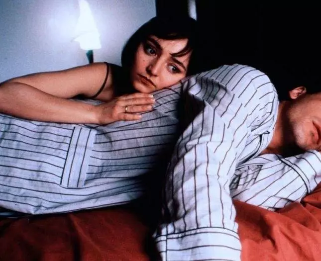 Золотые яйца 1993 скачать торрентом Золотые яйца 1993 скачать торрентом