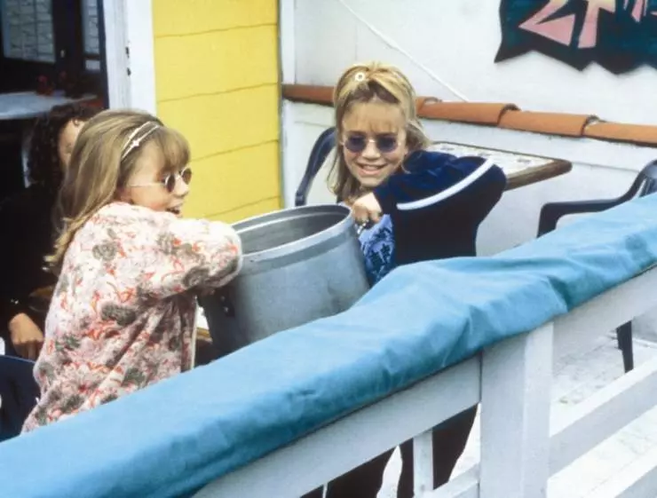 Папаша с афиши 1998 скачать торрентом Папаша с афиши 1998 скачать торрентом