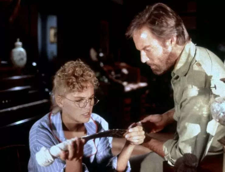 Аллан Куотермейн и потерянный город золота 1986 скачать торрентом Аллан Куотермейн и потерянный город золота 1986 скачать торрентом