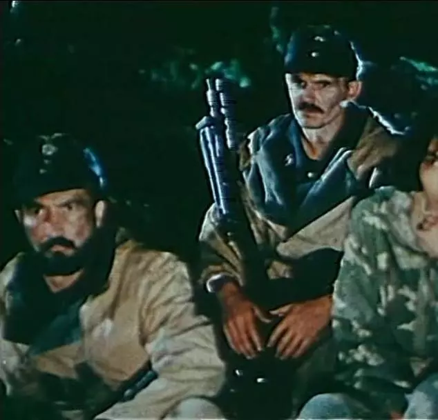 В двух шагах от «Рая» 1984 скачать через торрент бесплатно В двух шагах от «Рая» 1984 скачать через торрент бесплатно