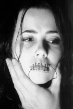 Стрейнджлэнд 1998 скачать с торрента Стрейнджлэнд 1998 скачать с торрента