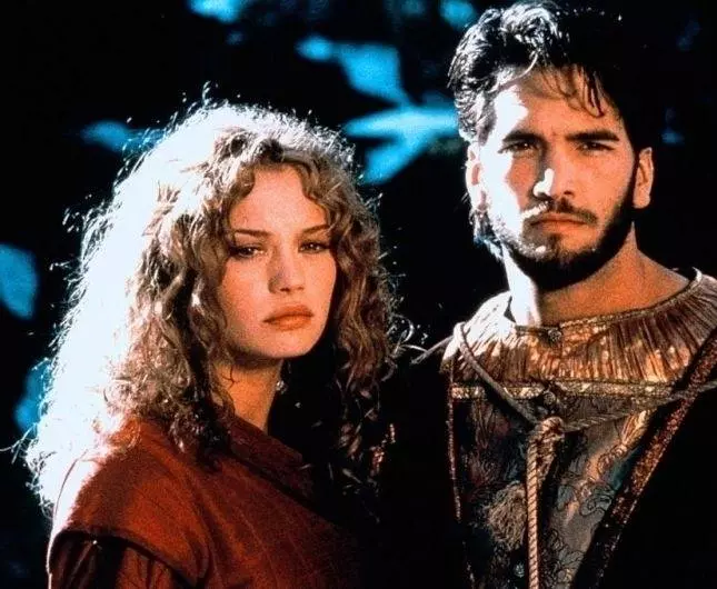 Кольцо дракона 1994 скачать с торрента Кольцо дракона 1994 скачать с торрента