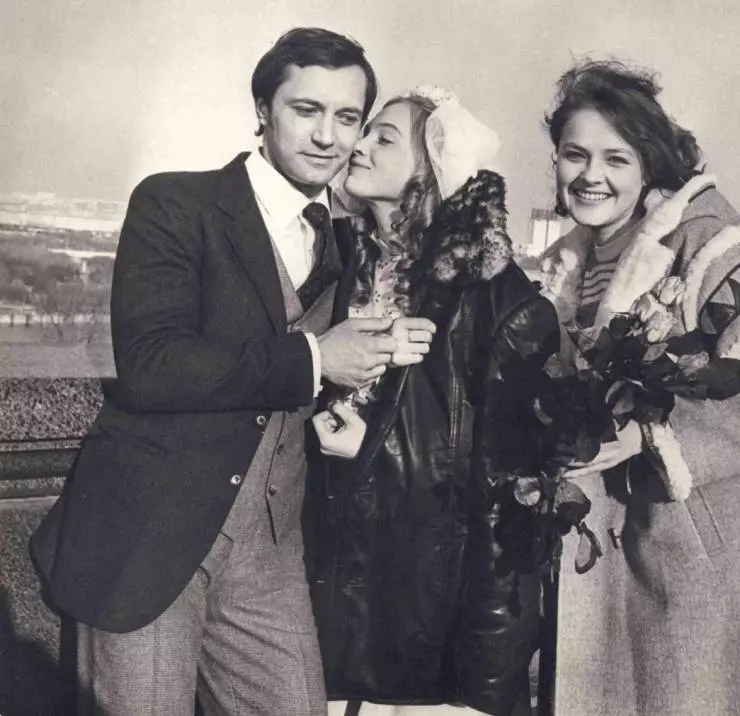 Серебряное ревю 1982 скачать торрентом Серебряное ревю 1982 скачать торрентом