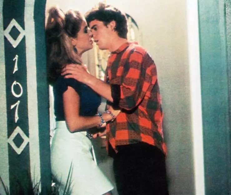 Тайный поклонник 1985 скачать с торрента Тайный поклонник 1985 скачать с торрента