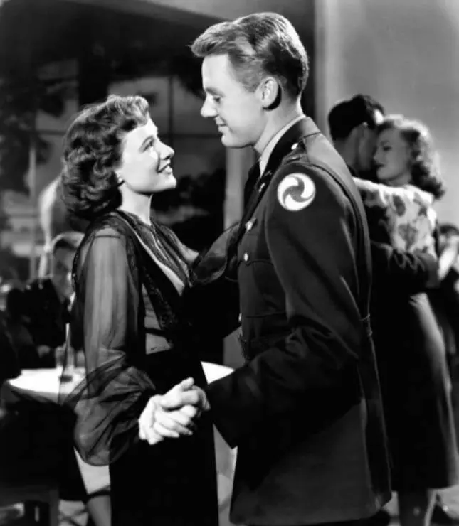 Тридцать секунд над Токио 1944 скачать через торрент бесплатно Тридцать секунд над Токио 1944 скачать через торрент бесплатно