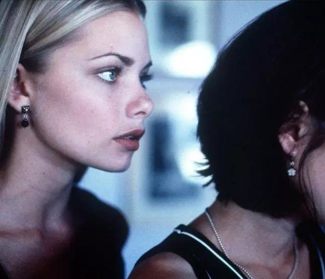 Ядовитый плющ: Новое совращение 1996 скачать через торрент бесплатно Ядовитый плющ: Новое совращение 1996 скачать через торрент бесплатно