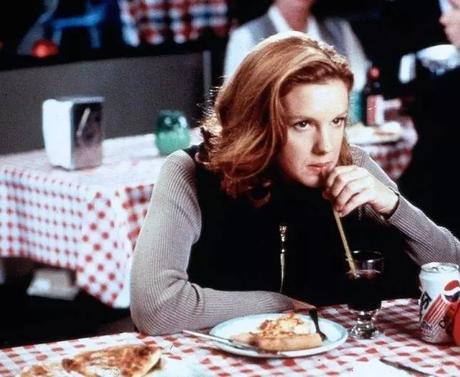 Лунный свет и Валентино 1995 скачать через торрент бесплатно Лунный свет и Валентино 1995 скачать через торрент бесплатно