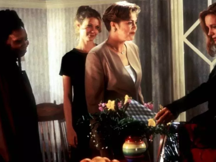 Лунный свет и Валентино 1995 скачать с торрента Лунный свет и Валентино 1995 скачать с торрента